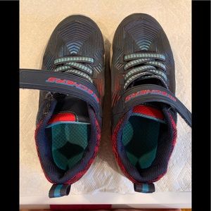 Boy’s Sketchers shoes size 12, like new